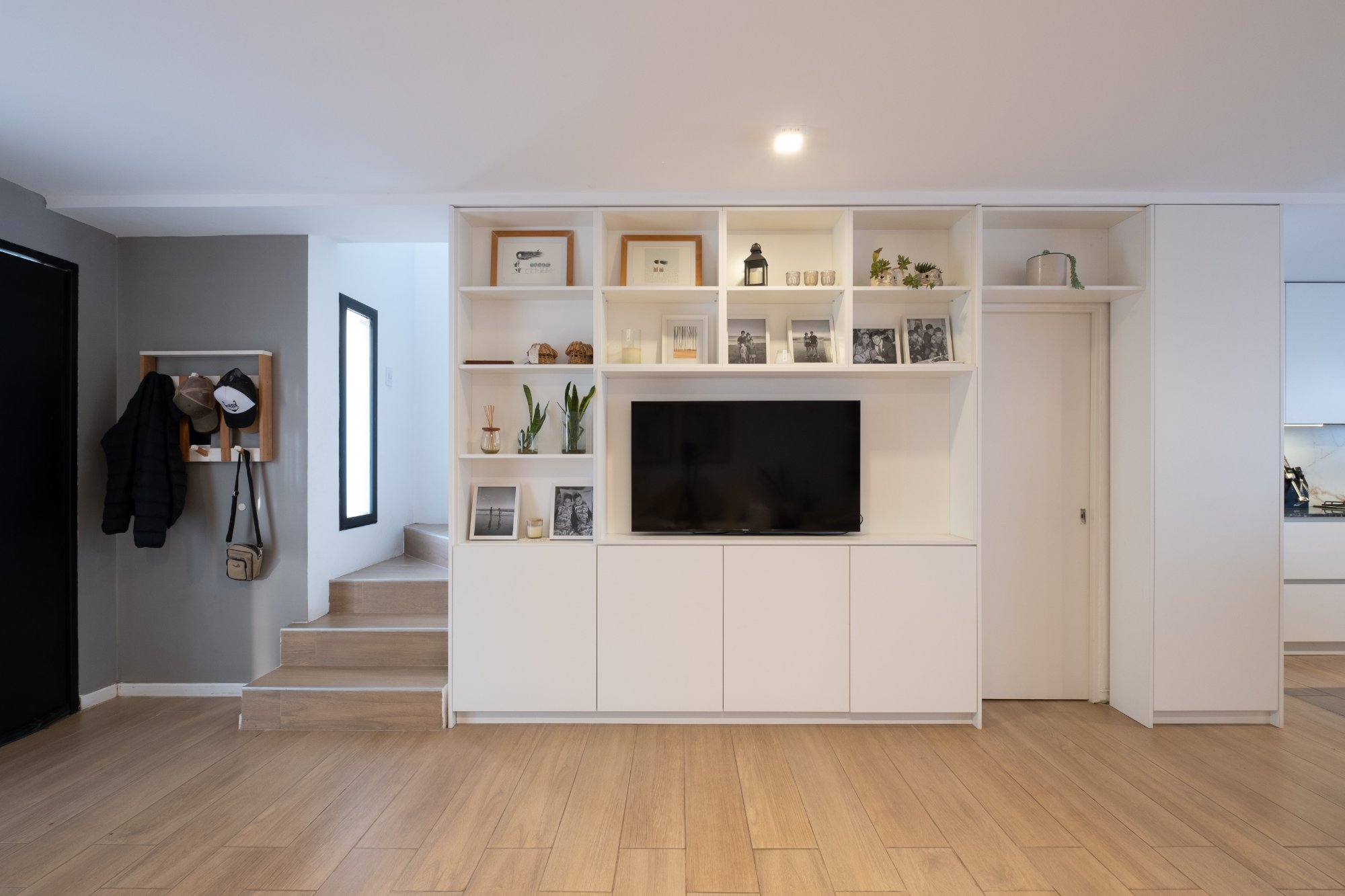 Mueble TV empotrado